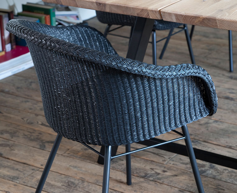 Table-Albert_Avril_