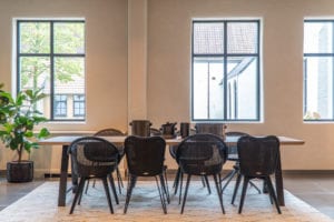 Vincent-Sheppard-Albert-Dining-Table-Black-A-Base-2-parts-Natural-Oak-Varnish-300-Lily-Hairpin-Jack-Black-Wood-Avril-HB-Black-Wood-Avril-Swivel-Base-Lily-Black-Wood-Yann-Black-Wood-Black