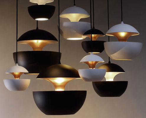 here-comes-the-sun-bl-wh-dcw-lampe-gras-f42