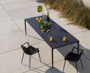 table marguerite céramique indoor outdoor