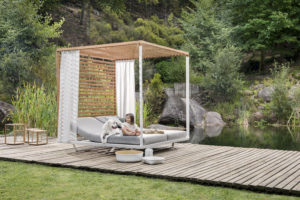 pavilion daybed