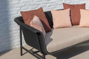 vincent-sheppard-wicked-lounge-sofa-2S-black