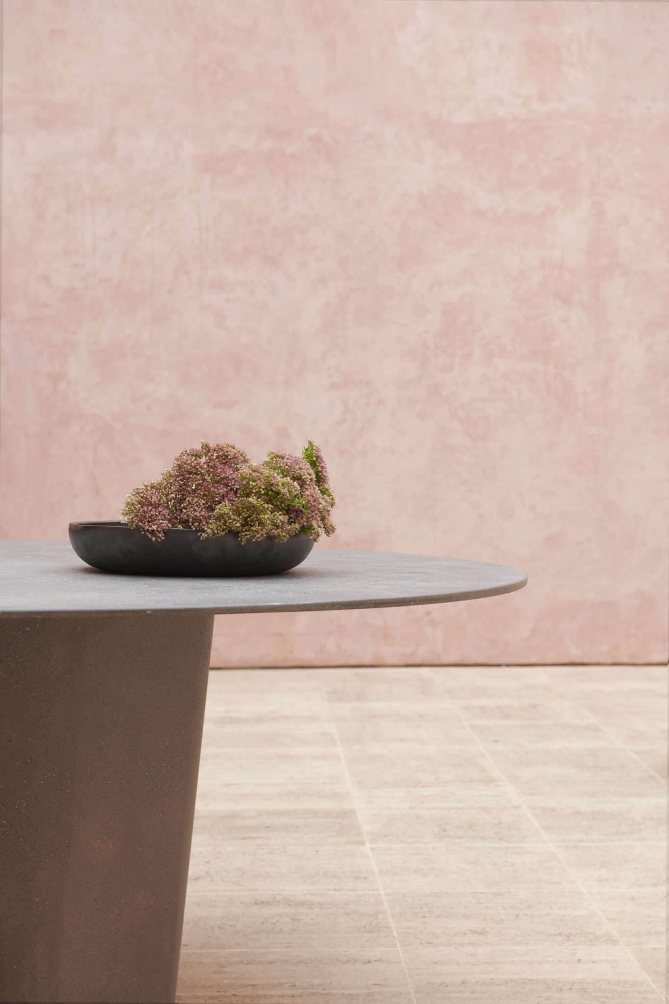 Tao dining table _homa Coustellet
