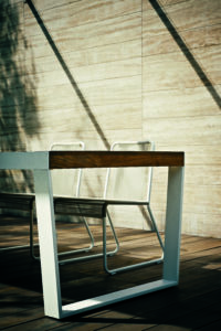 C_IMG_RODA_SPINNAKER_034_extendable_table_03_20101101