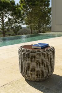 table_basse_ronde_resine_design_tugu_jardinico