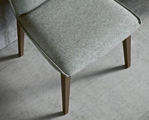 chaise_bon_bon_elegante_confortable