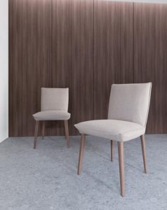 chaise_bon_bon_elegante_confortable