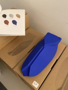 Les_muettes_bleu_klein_monochromic_homa84