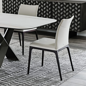 chaise_minimal_arcadia_cattelanitalia