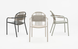 fauteuil repas_cleo_sheppard_empilable