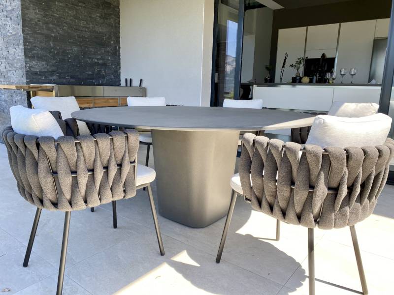 Table repas béton TAO de la marque Tribù