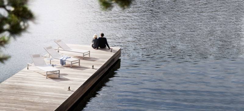 Chaise Longue Forum de la marque belge TRIBU à découvrir chez HOMA à Coustellet (84660)